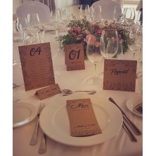 Número de mesa para banquete de boda diseño kraft