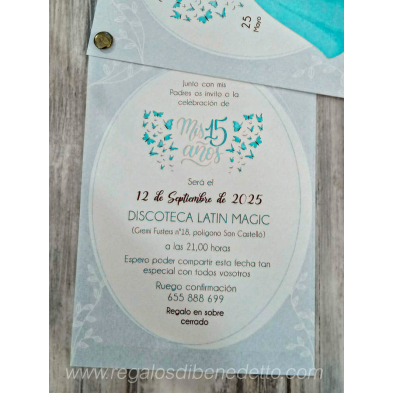 Invitación 15 años niña azul y fondo azul