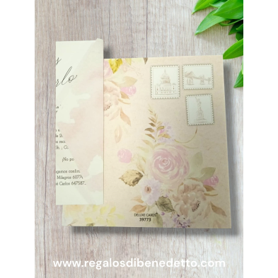 Invitación de boda pareja flores