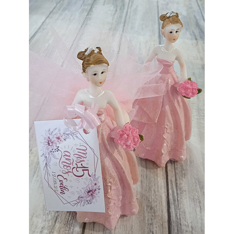 Figura de chica quinceañera