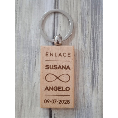 LLavero madera boda personalizado infinito